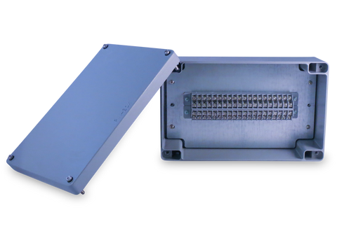 Enclosure with Terminal Block, Center Mounted, 40 Circuits, Cast Aluminum with Solid Cover